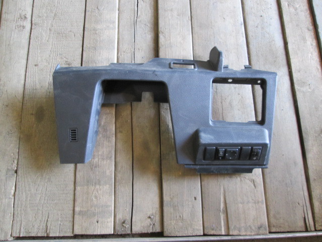 Кнопка регулировки зеркал Nissan Tiida C11 2004-2012 на Nissan Tiida C11