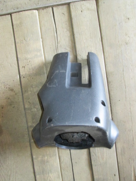 Обшивка рулевой колонки Nissan Tiida C11 2004-2012 на Nissan Tiida C11