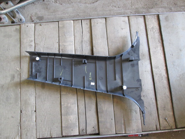 Обшивка стойки Nissan Tiida C11 2004-2012     76916EL00 на Nissan Tiida C11