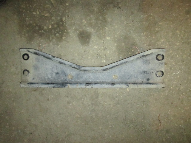 Кронштейн основного глушителя Nissan Tiida C11 2004-2012 на Nissan Tiida C11
