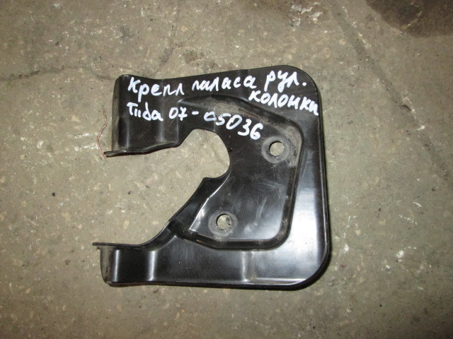 Крепление Nissan Tiida C11 2004-2012 на Nissan Tiida C11