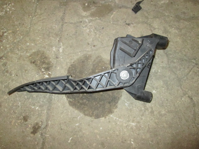 Педаль газа Opel Astra G 1998-2009 на Opel Astra G