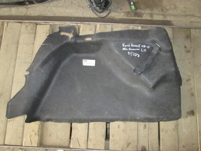 Обшивка багажника Ford Focus 2 2005-2008 на Ford Focus 2