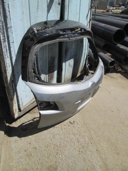 Дверь багажника Infiniti FX I (S50)  2006-2009 на Infiniti FX I (S50) 