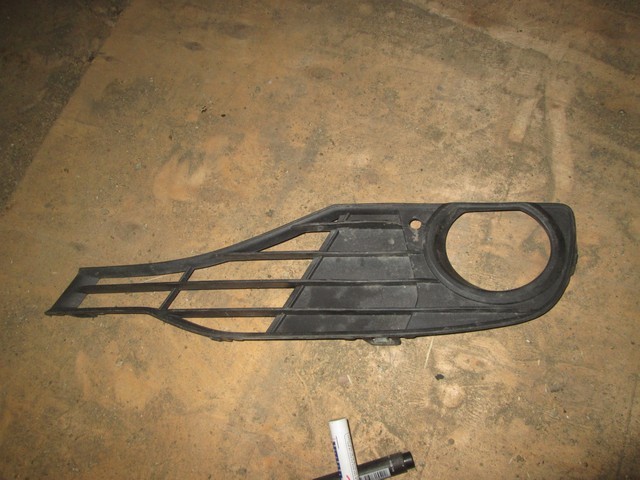 Решетка в бампер левая BMW 3-Series (F3x) 2011-2016 на BMW 3-Series (F3x)