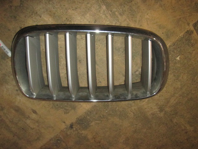 Решетка радиатора BMW X5 F15 2013-н.в. на BMW X5 F15