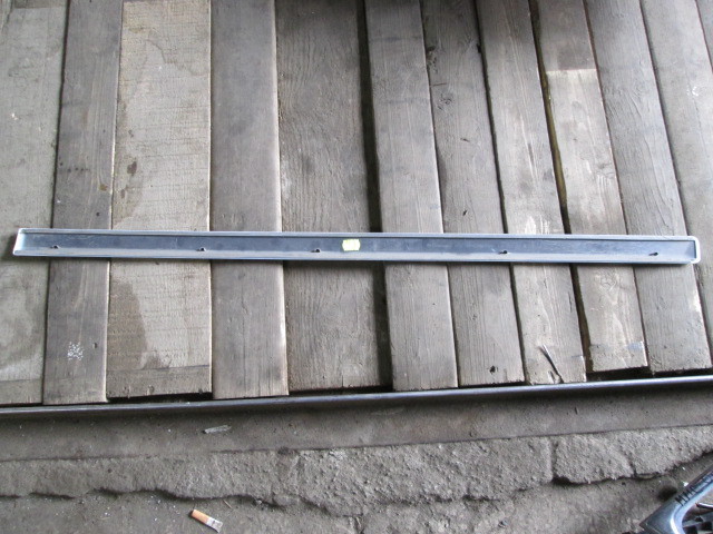Накладка двери передней левой Skoda Octavia 2 2004-2008 на Skoda Octavia 2
