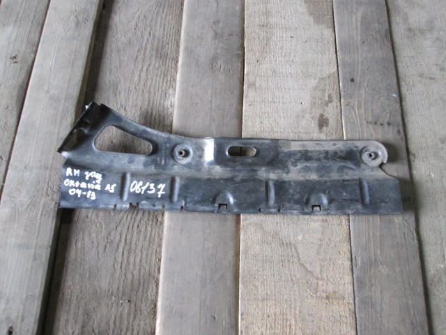 Кронштейн заднего бампера Skoda Octavia 2 2004-2008 на Skoda Octavia 2