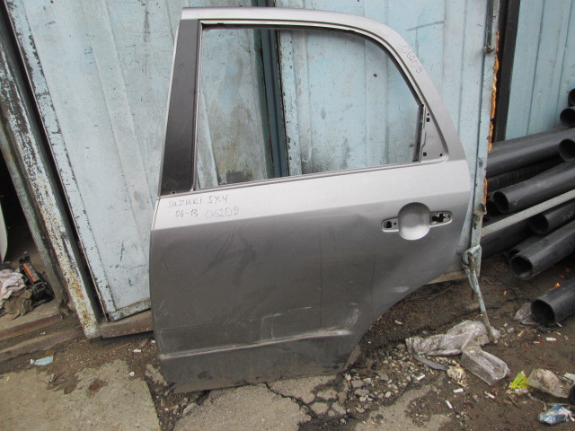 Дверь задняя левая Suzuki SX4 (Classic) 2006-2009 на Suzuki SX4 (Classic)