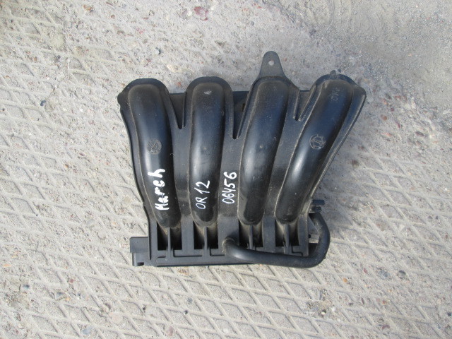 Коллектор впускной Nissan Micra (K12) 2003-2010 на Nissan Micra (K12)