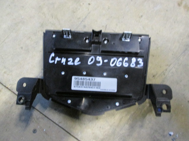 Магнитола Chevrolet Cruze 2009-2013 95485437 на Chevrolet Cruze