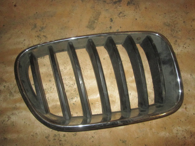 Решетка радиатора BMW X3 (F25) 2010-2014 на BMW X3 (F25)