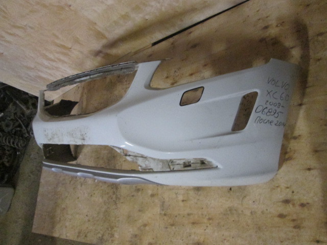 Бампер передний Volvo XC60  2008-2013 на Volvo XC60 
