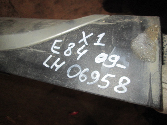 Накладка на порог (наружная) BMW X1 (E84) 2009-2012 на BMW X1 (E84)