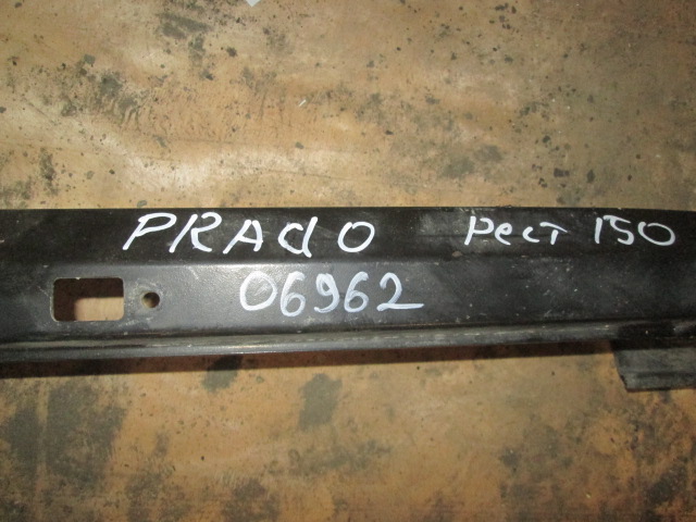Усилитель переднего бампера Toyota Land Cruiser 150 Prado 2008 на Toyota Land Cruiser Prado 150