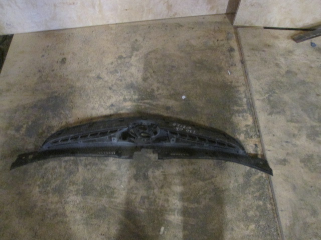 Решетка радиатора Hyundai i30  2007-2010 на Hyundai i30 