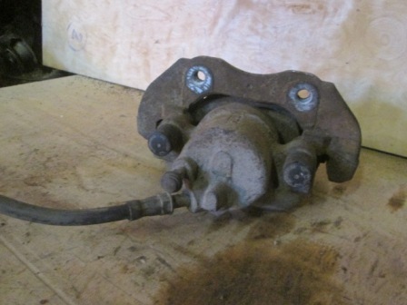 Суппорт передний правый  Ford Focus 2 2005-2008 на Ford Focus 2