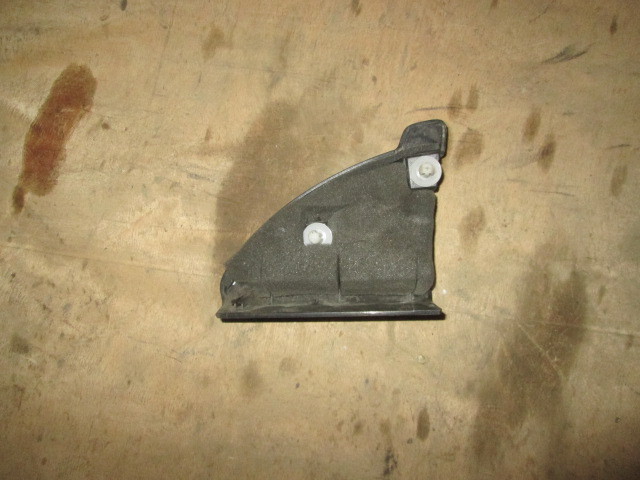 Накладка переднего крыла правого Opel Antara  2006-2011 на Opel Antara 