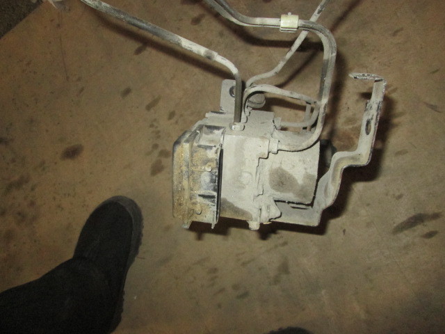 Блок ABS (насос) Hyundai Getz  2002-2012 на Hyundai Getz 
