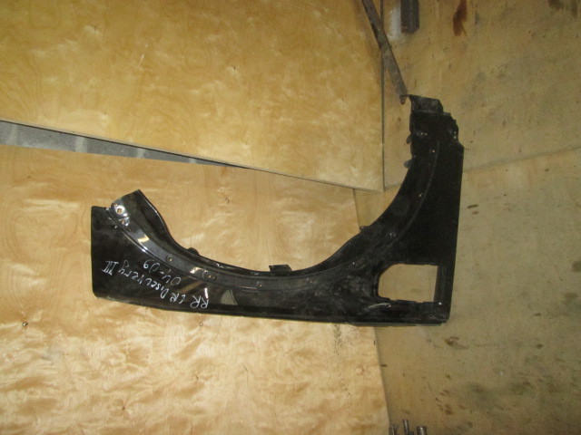 Крыло переднее правое Land Rover Discovery 3 2004-2009 на Land Rover Discovery 3