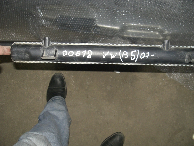 Радиатор основной Volkswagen Golf 5 2003-2009   1K0121253BB на Volkswagen Golf 5