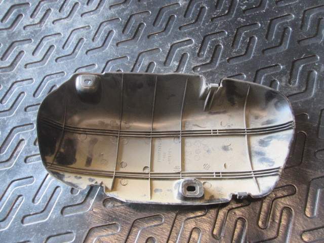 Обшивка фонаря в багажнике Fiat AlbeaРестайлинг 2004-2012 735322573DX на Fiat AlbeaРестайлинг