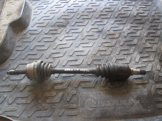 Полуось передняя левая Fiat AlbeaРестайлинг 2004-2012 на Fiat AlbeaРестайлинг