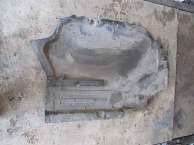 Защита топливного бака BMW X5 E70 2006-2010 на BMW X5 E70