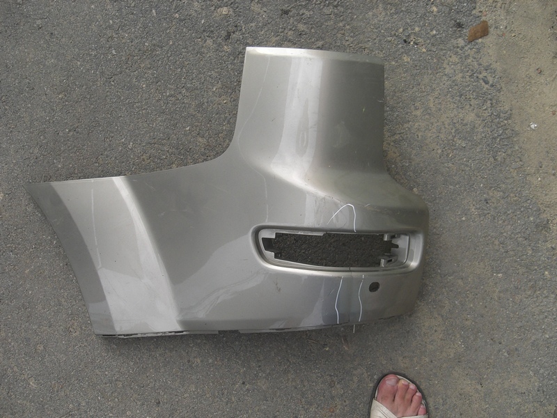 Бампер задний Peugeot 4007 2007-2012 на Peugeot 4007