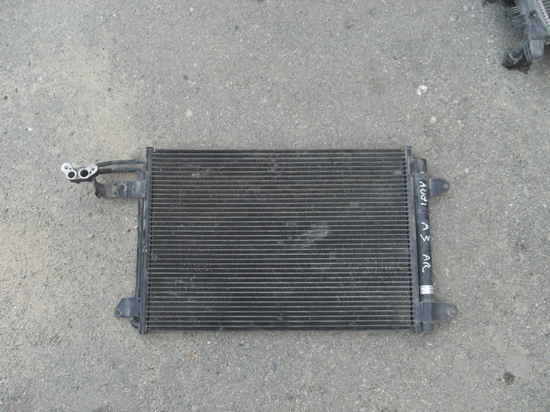 Радиатор кондиционера (конденсер) Audi A3 (8P) 2003-2005 на Audi A3 (8P)