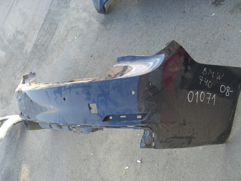Бампер задний BMW 7-Series F01,F02,F04 2008-2012 на BMW 7-Series F01,F02,F04