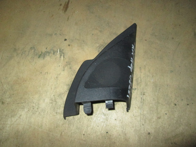 Накладка двери динамика переднего правого Mitsubishi Lancer X 2007-н.в. на Mitsubishi Lancer X