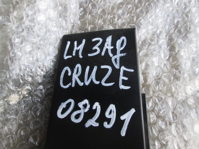 Накладка двери задней Chevrolet Cruze 2009-2013 на Chevrolet Cruze