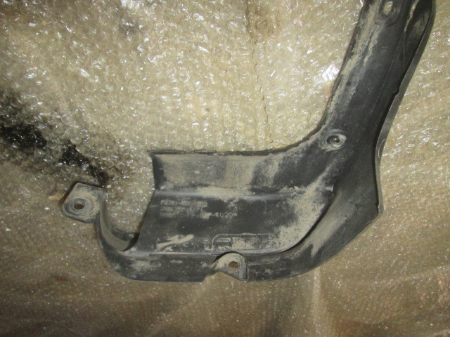 Брызговик задний правый Lexus RX 3 2009-2012 на Lexus RX 3
