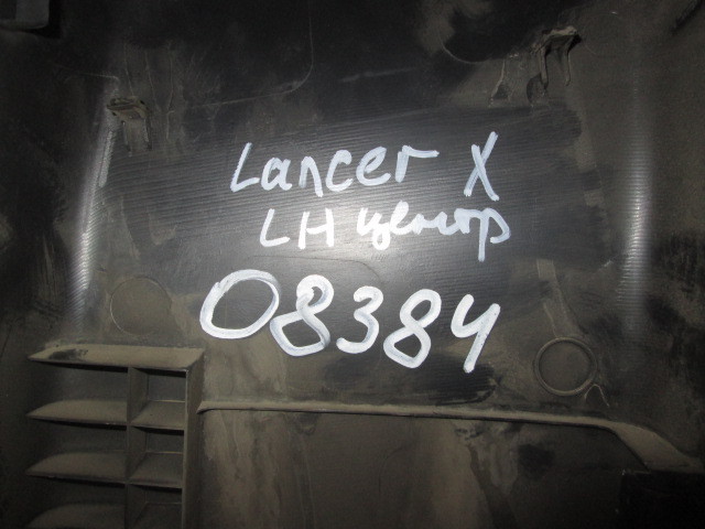 Обшивка стойки Mitsubishi Lancer X 2007-н.в. на Mitsubishi Lancer X
