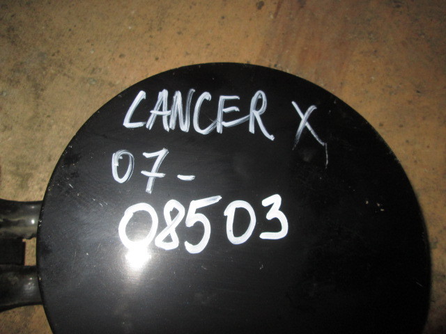 Лючок бензобака Mitsubishi Lancer X 2007-н.в. на Mitsubishi Lancer X