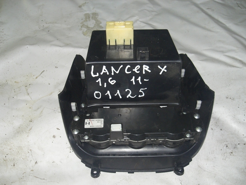 Блок управления климатической установкой Mitsubishi Lancer X 2007-н.в.   7820A116XA на Mitsubishi Lancer X