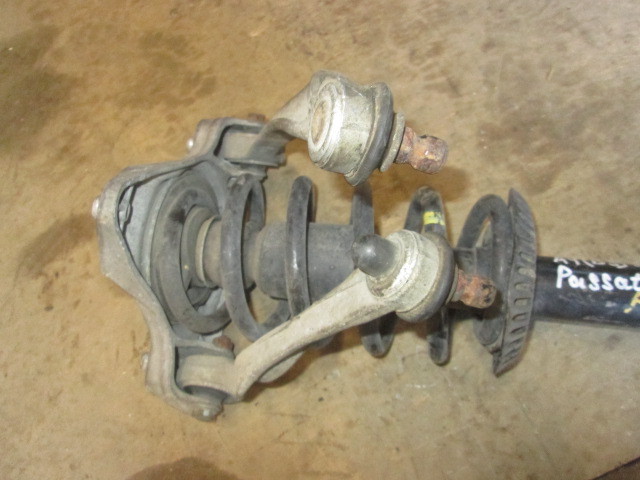 Амортизатор задний левый Audi A4 (B5) 1994-1997 на Audi A4 (B5)