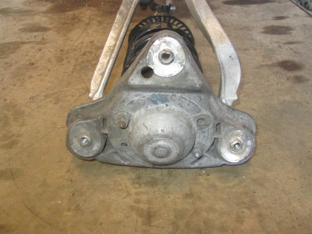 Амортизатор задний левый Audi A4 (B5) 1994-1997 на Audi A4 (B5)
