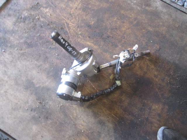 Серводвигатель рулевой рейки Toyota RAV 4 (XA30) 2005-2010 на Toyota RAV 4 (XA30)