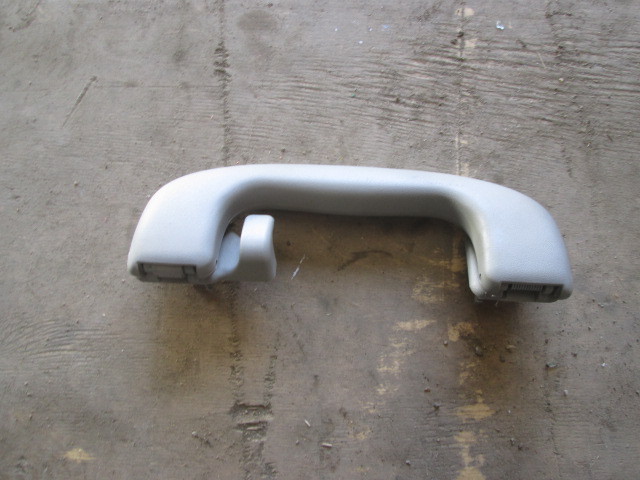 Ручка внутренняя потолочная Chevrolet Cruze 2009-2013 на Chevrolet Cruze