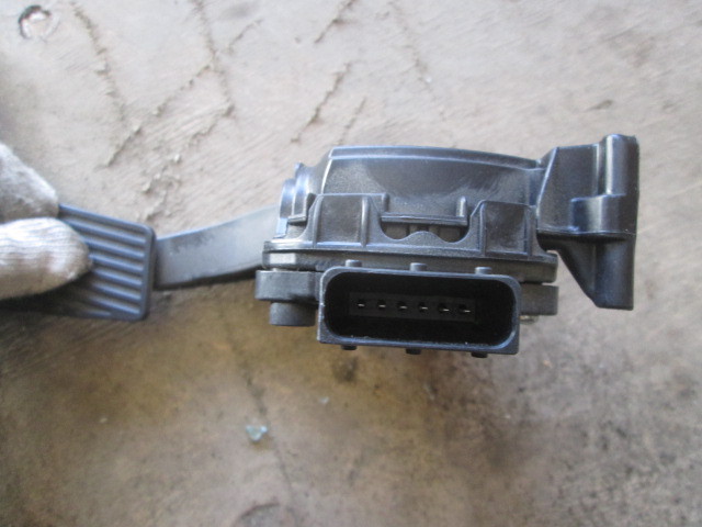 Педаль газа Chevrolet Cruze 2009-2013 на Chevrolet Cruze