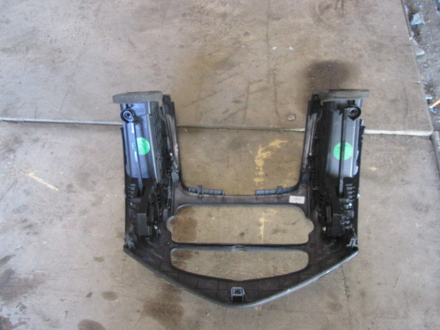 Дефлектор воздушный Chevrolet Cruze 2009-2013 95922855 на Chevrolet Cruze