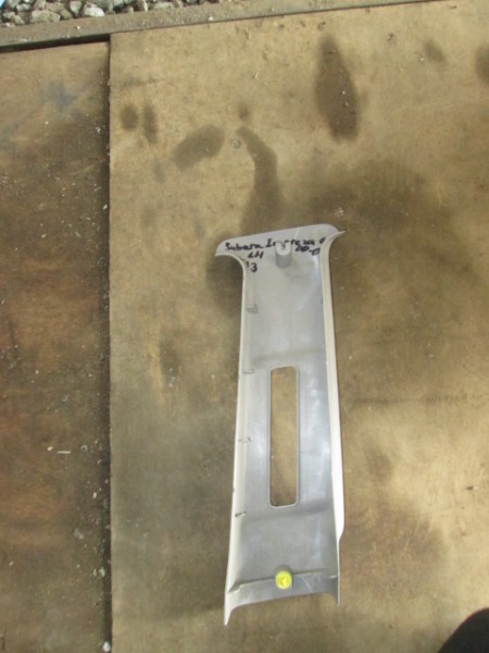 Обшивка стойки Subaru Impreza  2000-2002 на Subaru Impreza 