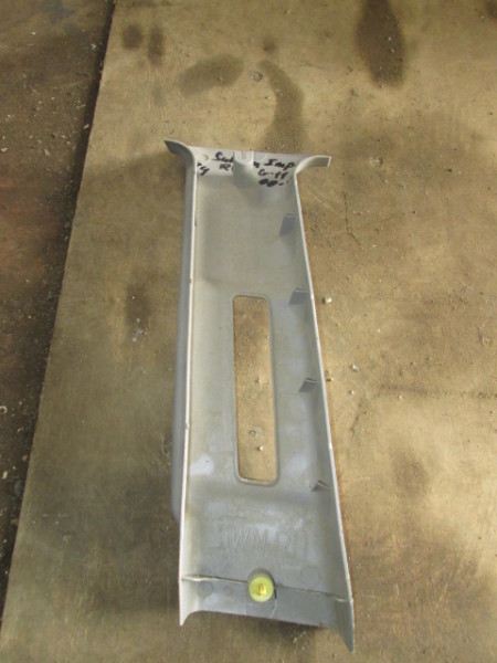 Обшивка стойки Subaru Impreza  2000-2002 на Subaru Impreza 