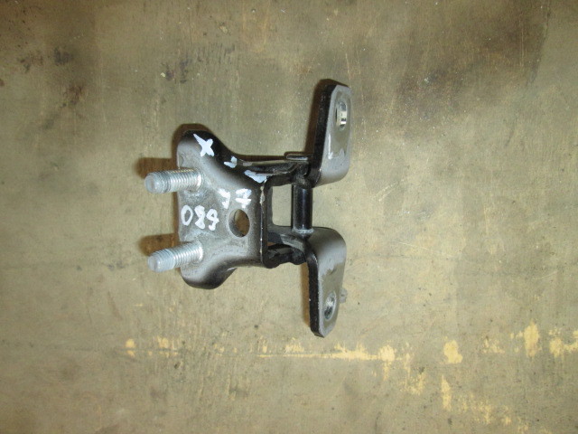 Петля двери Mitsubishi Lancer X 2007-н.в. на Mitsubishi Lancer X