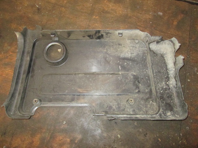 Крышка двигателя передняя Opel Astra G 1998-2009 на Opel Astra G