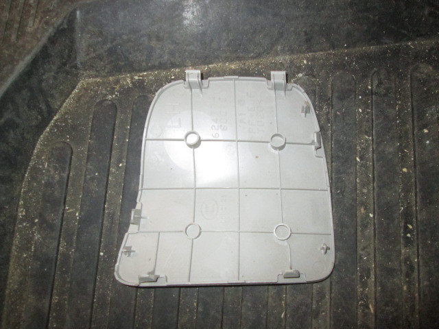 Обшивка багажника Toyota Land Cruiser Prado 150 2009-2013 6247760010 на Toyota Land Cruiser Prado 150