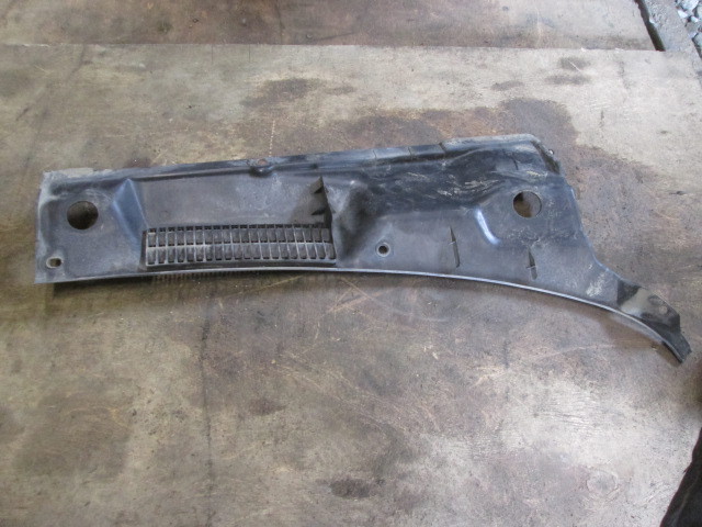 Решетка стеклооч. (планка под лобовое стекло) Chevrolet Lanos  2002-2009 на Chevrolet Lanos 