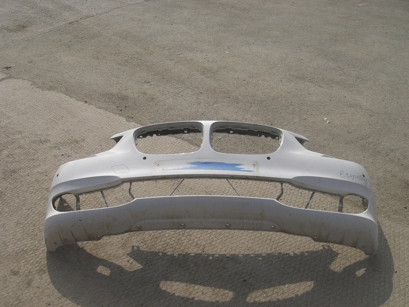 Бампер передний BMW 5-Series F10 2009-2013 на BMW 5-Series(F10,F11,F07)
